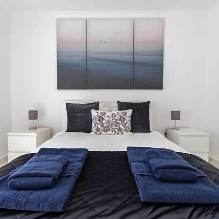Modern Apartment Beach View Armação de Pêra المظهر الخارجي الصورة