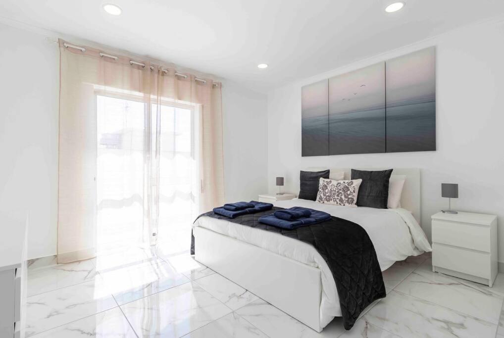 Modern Apartment Beach View Armação de Pêra المظهر الخارجي الصورة
