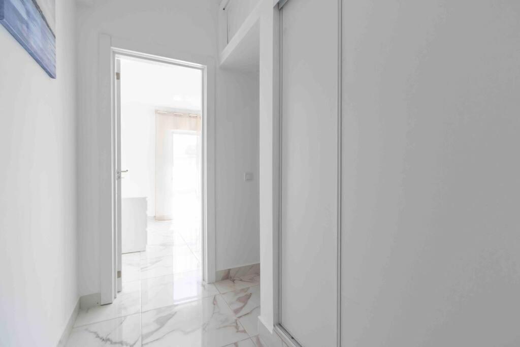 Modern Apartment Beach View Armação de Pêra المظهر الخارجي الصورة